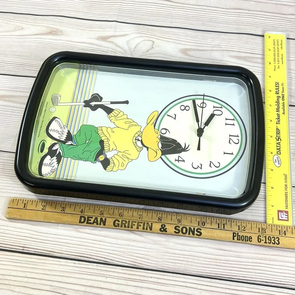 Westclox Daffy Duck Golfer Wall Clock 1994 Warner Bros Looney Tunes USA - WORKS
